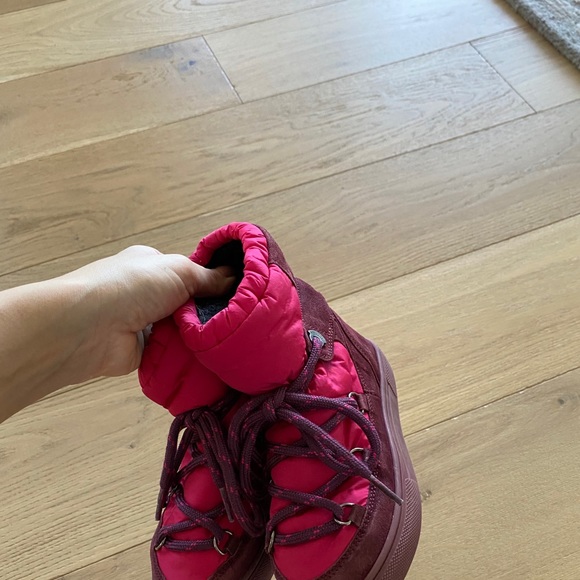 Moncler boots - Picture 4 of 4